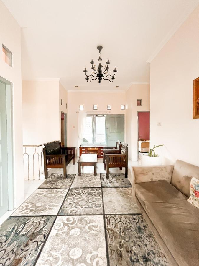 Homestay Kamar Tamu Gedongkiwo Yogyakarta Exteriör bild