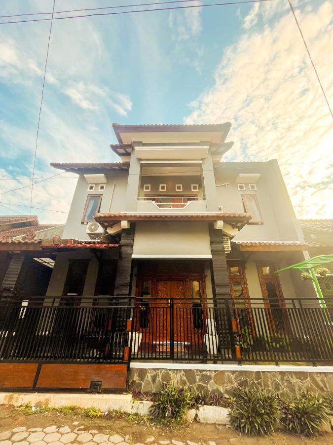 Homestay Kamar Tamu Gedongkiwo Yogyakarta Exteriör bild